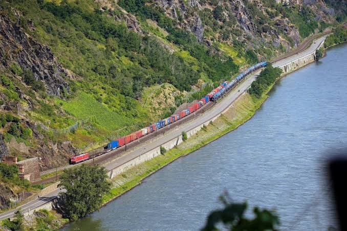 Bridging the Infrastructure Gap: Cross-Border Corridors and High-Speed Logistics